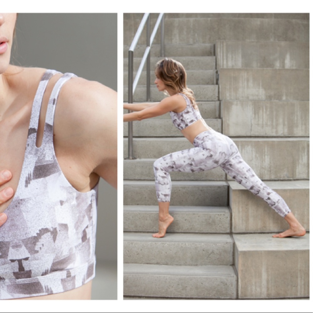 Vie Active High-Waist Taryn Leggings - Sandstone